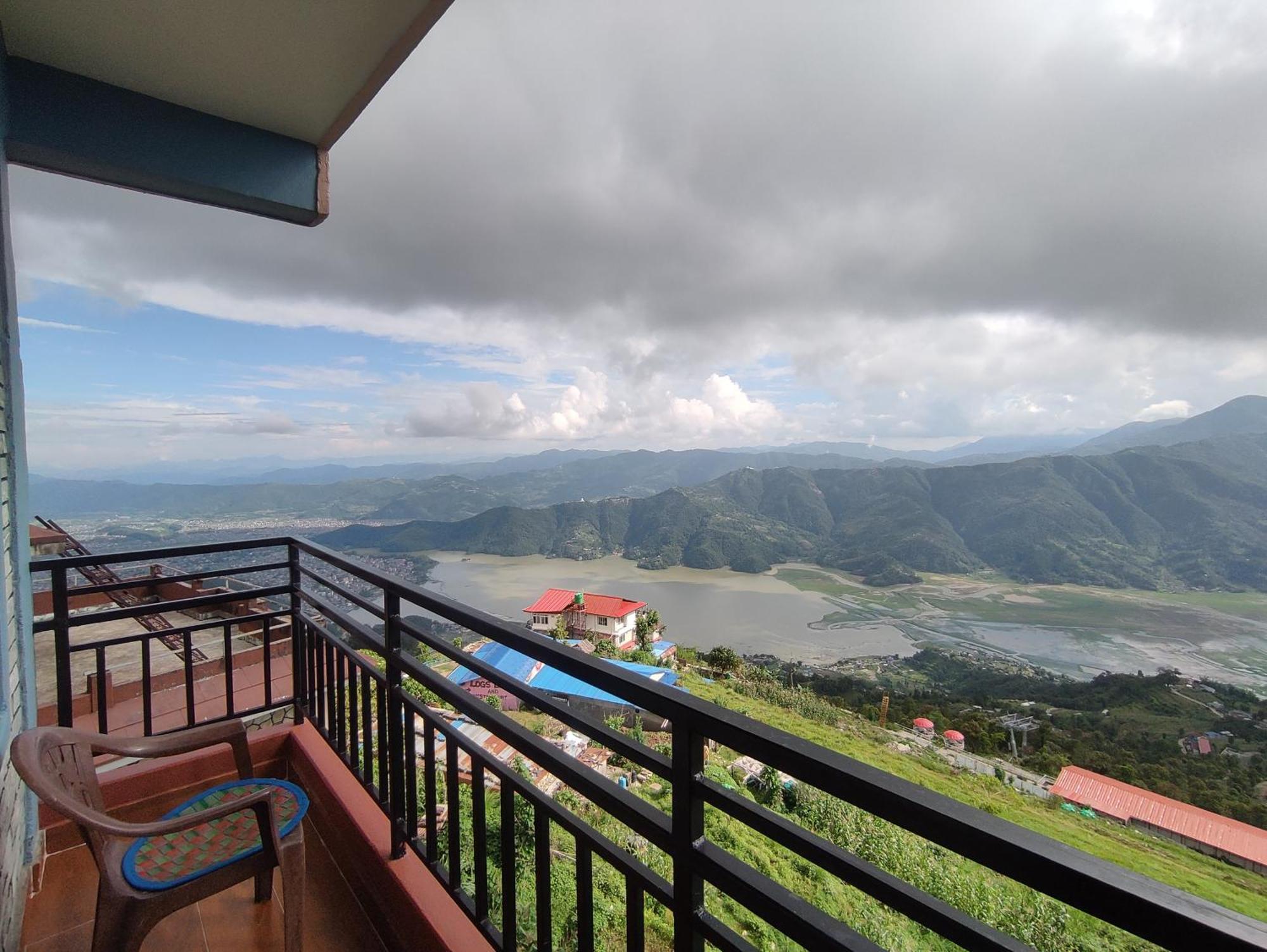 Sarangkot Hotel New Galaxy Покхара Экстерьер фото